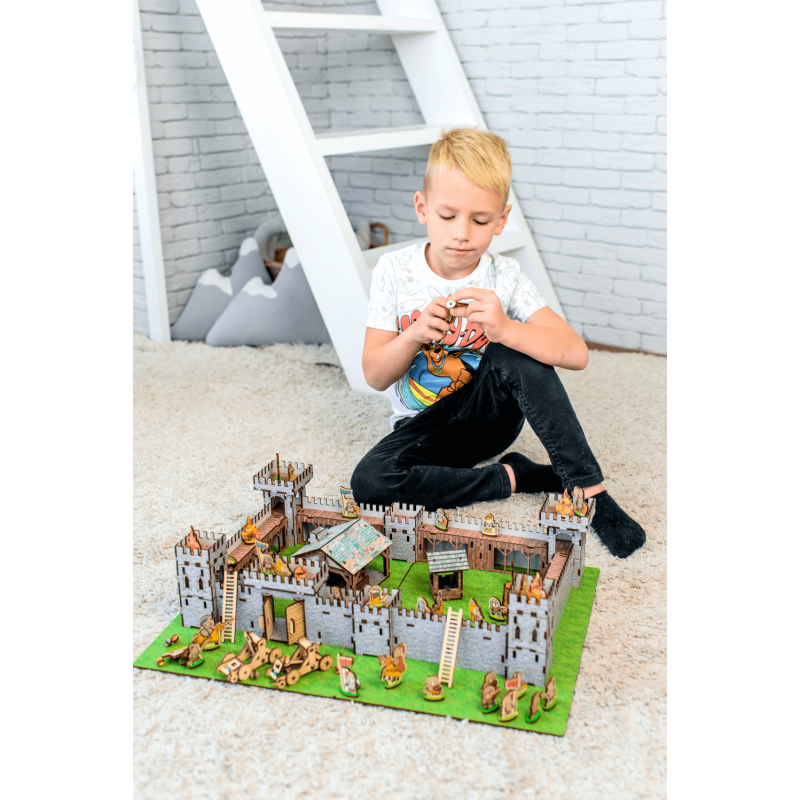 Замок-конструктор MINI-2 520х310 мм Nestwood
